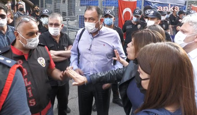 HDP'Lİ BEŞTAŞ İLE POLİS ARASINDA ÇADIR TARTIŞMASI