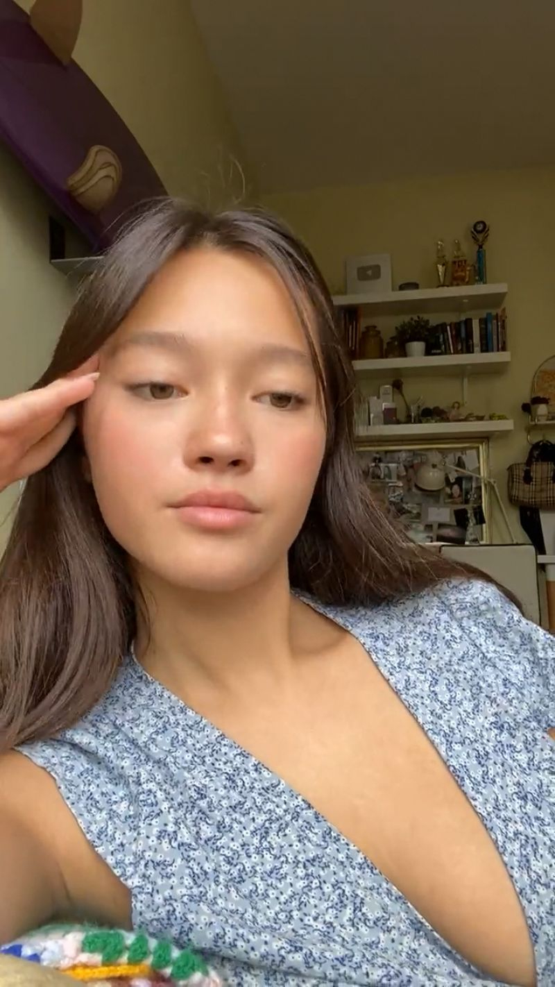 Lily Chee 