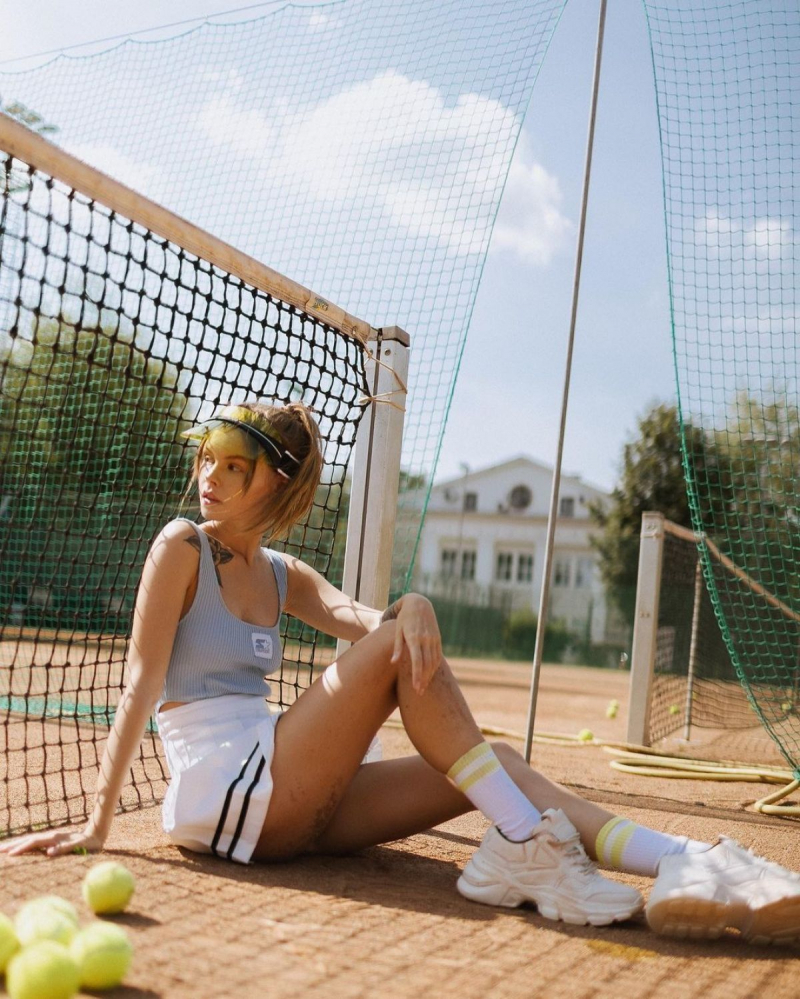 Anastasia Shcheglova tenis kortunda