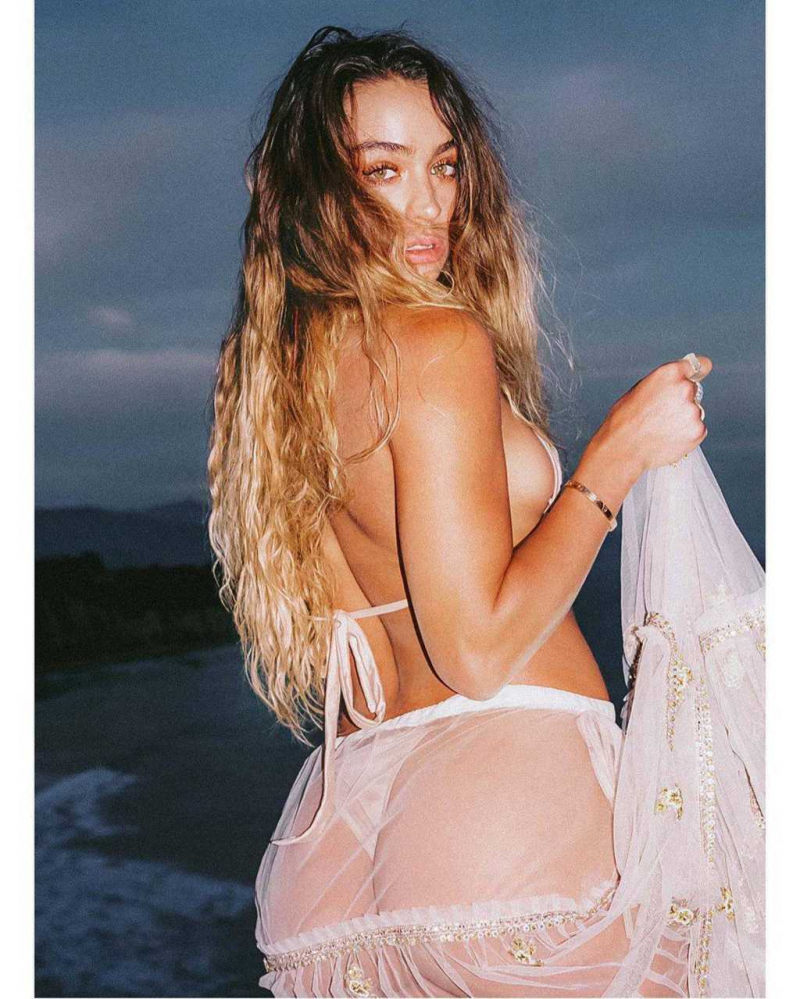 Sommer ray.nude