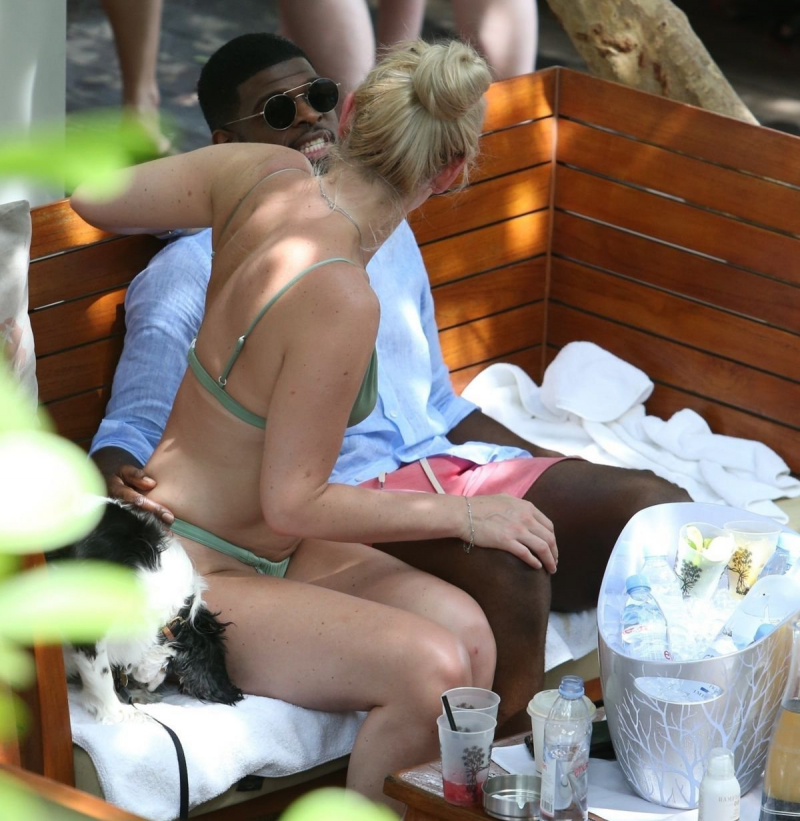 Lindsey Vonn yeşil bikini ile Miami'de