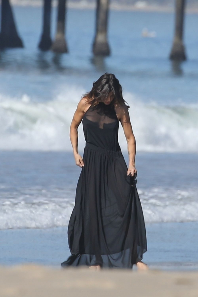 Elisabetta Canalis Santa Monica plajında