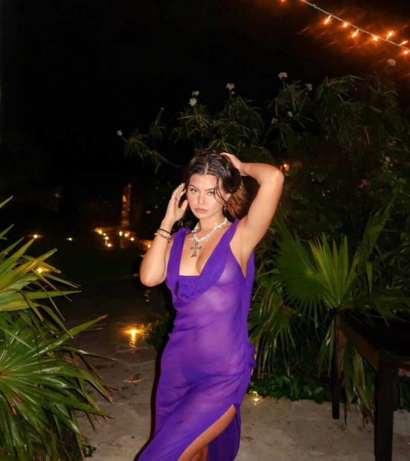 Sofia Jamora şeffaf elbiseyle fotoğraf çekimlerinde