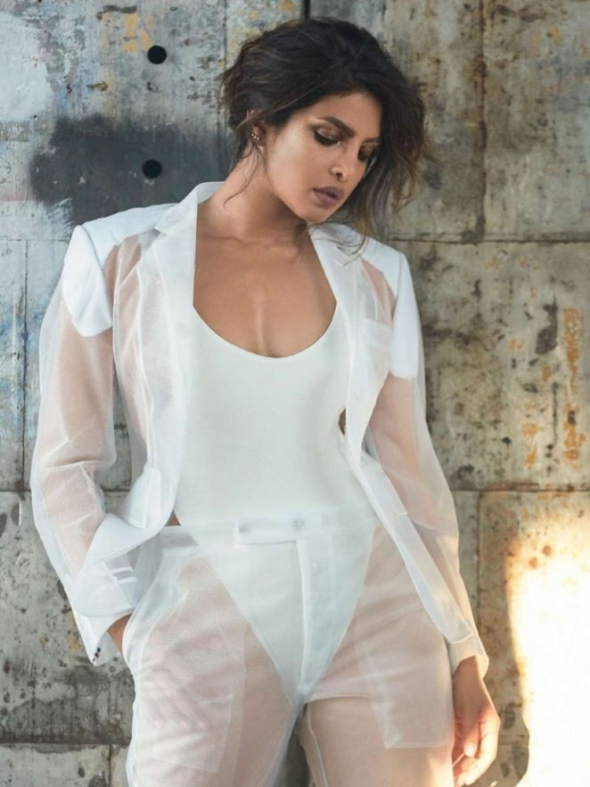 Priyanka Chopra Maxim Magazin çekimlerinde
