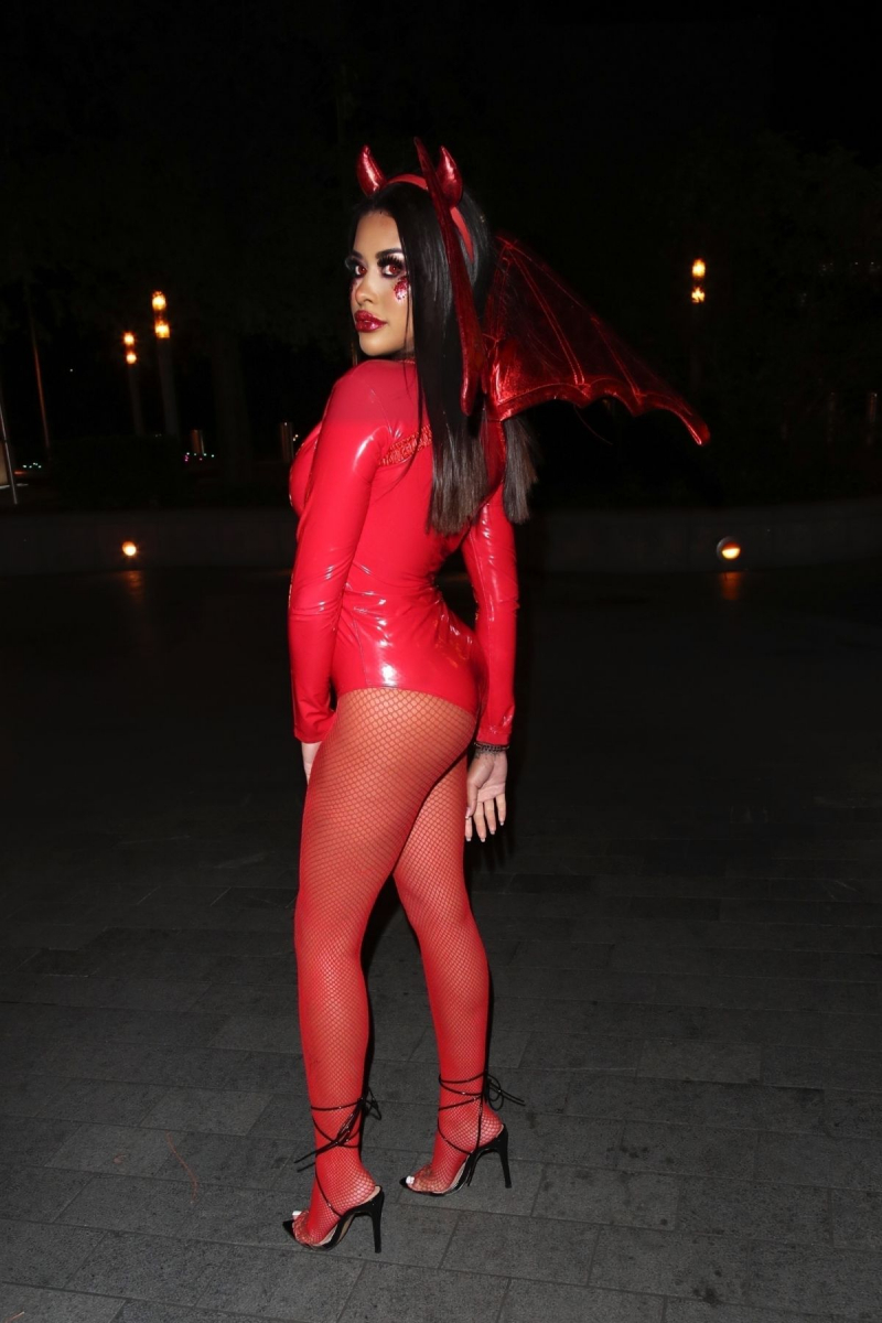 Nikita Jasmine Halloween partide